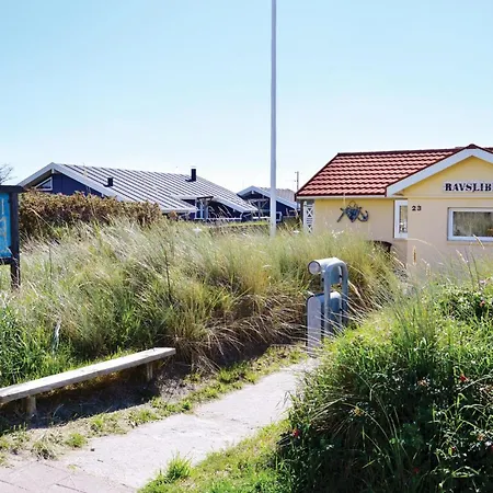 Дом отдыха 4 Bedroom Nice In *